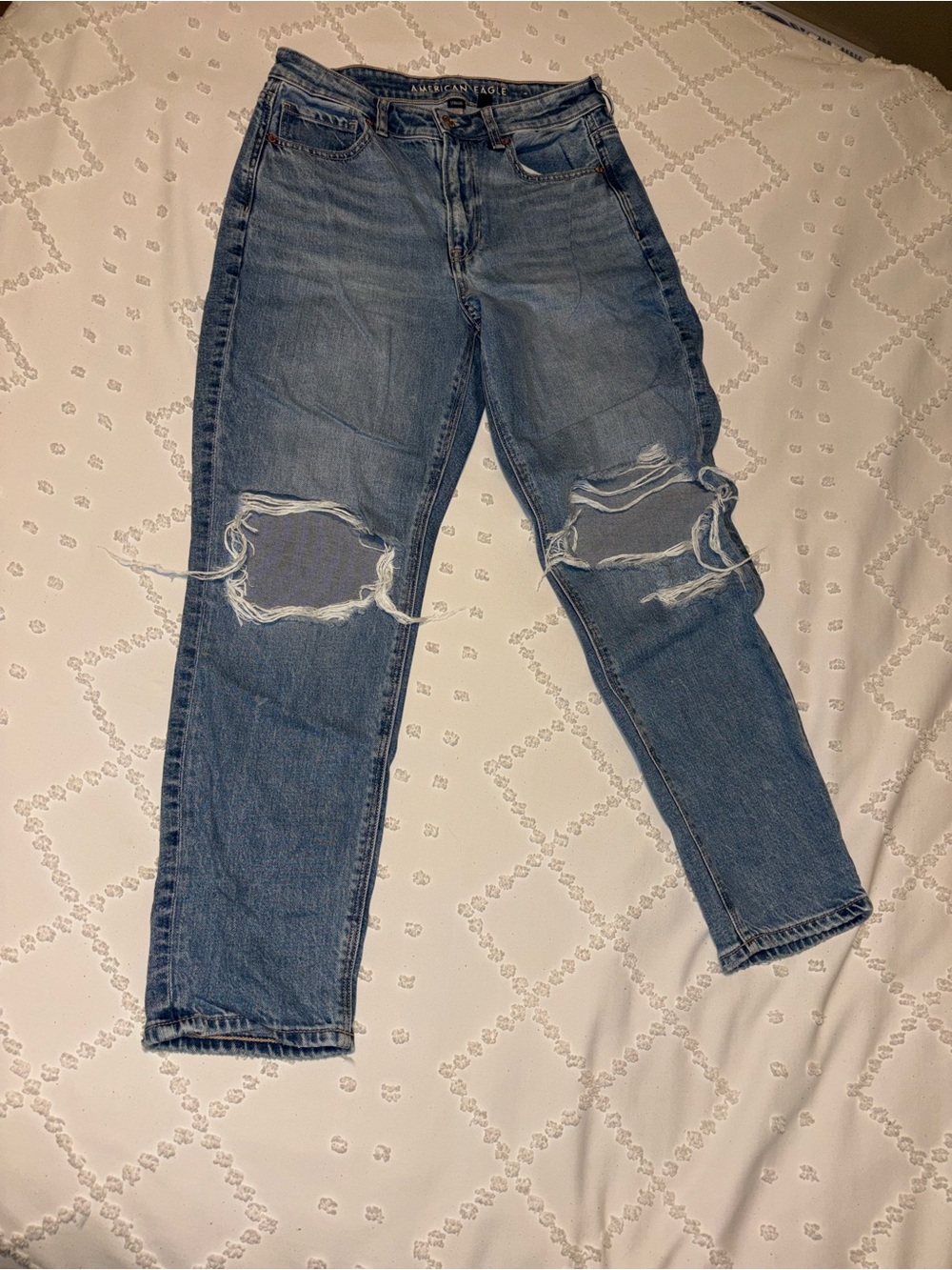 American Eagle Strigid Distressed Straight Leg Jeans US 6 Short
